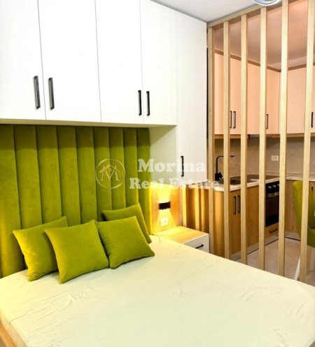 Tirane, jepet me qera garsonier Kati 4, 45 m² 500 € (Komuna Parisit)