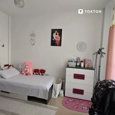 Tirane, shitet 2+1+Ballkon Kati 3, 95 m² 123.000 € 