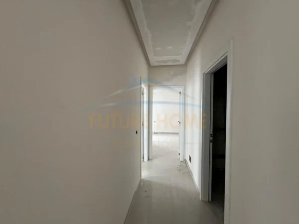 Durres, shitet apartament 2+1+Ballkon Kati 3, 90 m² 144.320 € (qerret)