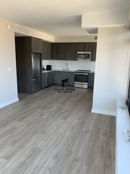 Tirane, shitet apartament 2+1 Kati 3, 105 m² 150.000 € (FRESKU)