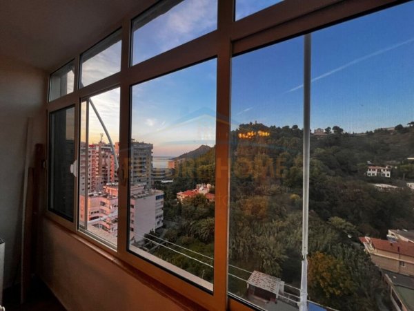Durres, jepet me qera apartament 1+1 Kati 11, 104 m² 600 € (Vollga)