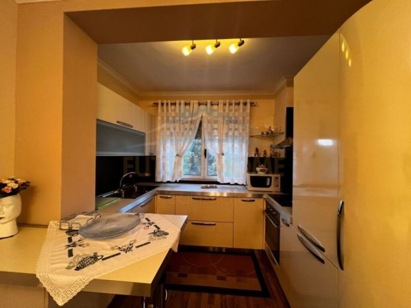 Durres, jepet me qera apartament 1+1 Kati 11, 104 m² 600 € (Vollga)