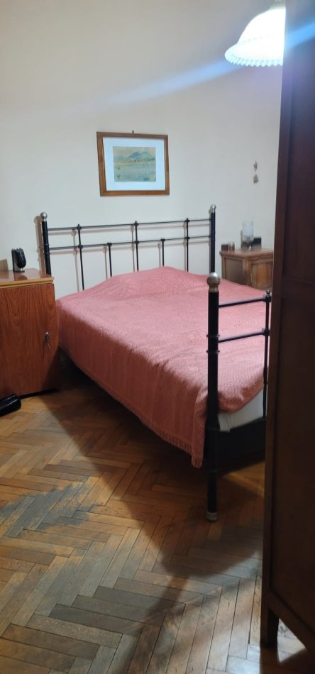 JEPET ME QERA APARTAMENT 2+1 NE MYSLYM SHYR