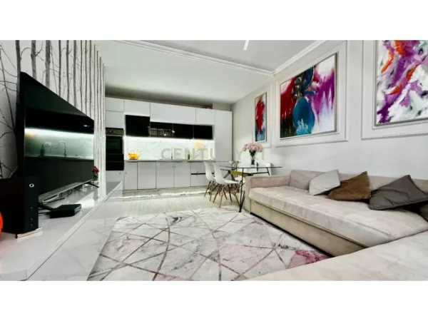 Tirane, shitet apartament 1+1 Kati 9, 80 m² 170.000 € 
