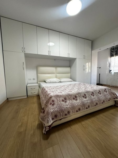 JEPET ME QERA APARTAMENT 1+1 NE MYSLYM SHYRI