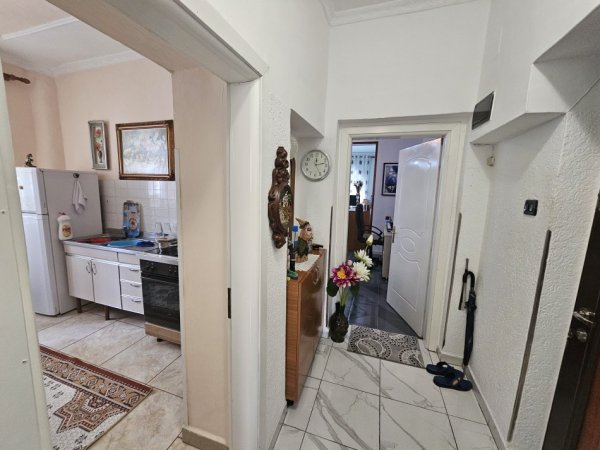 Tirane, shitet apartament 2+1+Ballkon Kati 3, 70 m² 165.000 € (21 dhjetori)