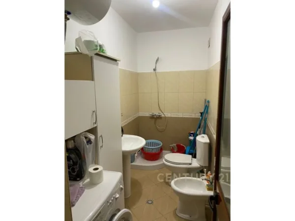 Mali Robit, shitet apartament 1+1 Kati 0, 31 m² 49.000 €