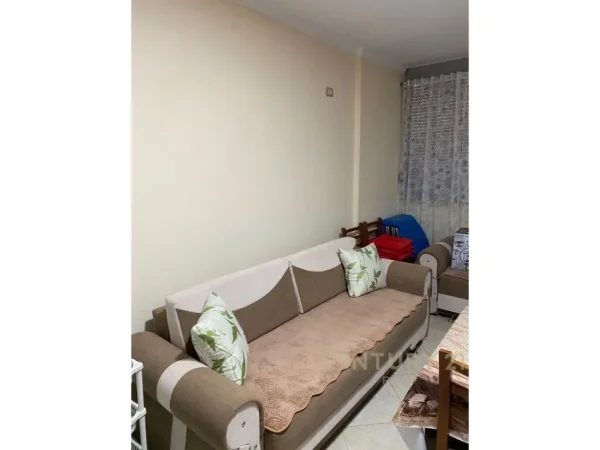 Mali Robit, shitet apartament 1+1 Kati 0, 31 m² 49.000 €