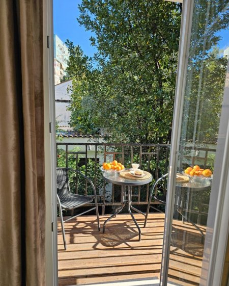 Tirane, jepet me qera apartament 1+1+Ballkon Kati 2, 65 m² 550 € (Stacioni i trenit , te hipoteka)
