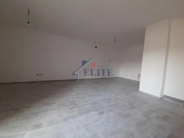 Tirane, shitet apartament 2+1+Ballkon , 124 m² (Dritan Hoxha)