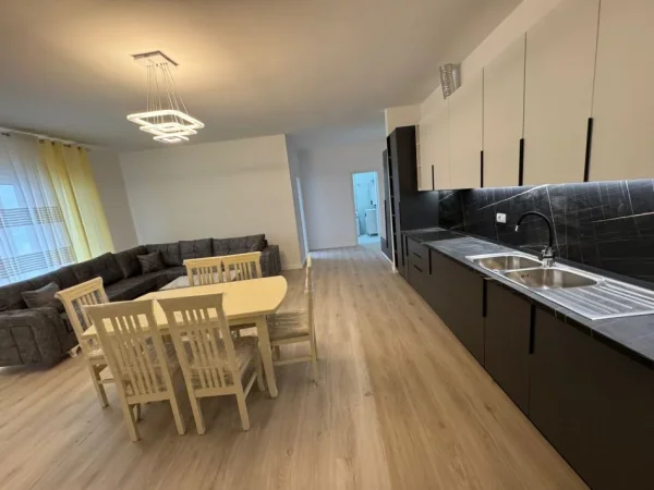 Durres, jepet me qera apartament 2+1+Aneks+Ballkon Kati 12, 112 m² 500 € (Ish UKD)