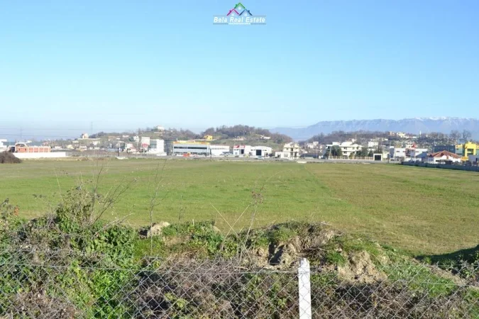 Tirane, shes toke , 816 m² (Kashar)