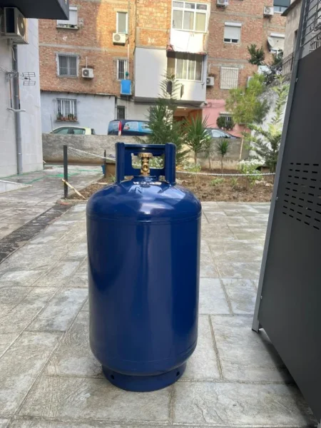 Tirane, shes OKAZION Ngrohës me gaz, 13 kW, Piramid 210 €