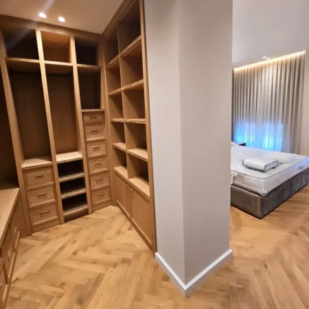 Tirane, shitet apartament 3+1 , 150 m² (Rruga e Kosovareve)