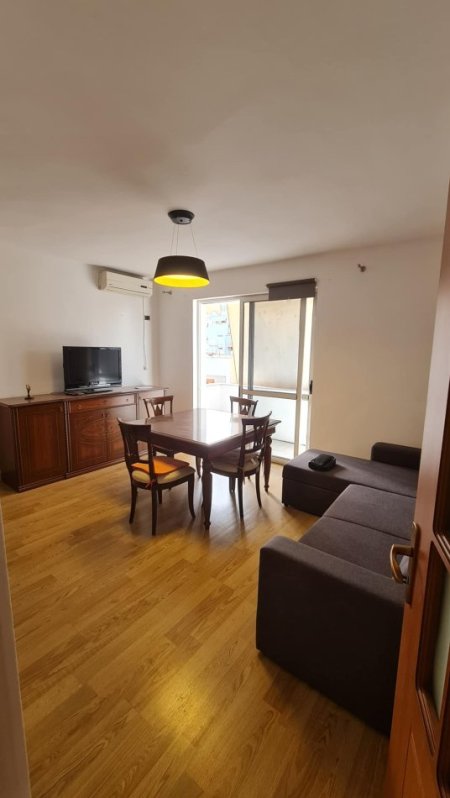 Tirane, shitet apartament 3+1 , 95 m² 145.000 € (Gjimnazi Partizani)
