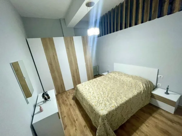 Tirane, shitet apartament 2+1 , 90 m² 145.000 € (Bill Klinton)