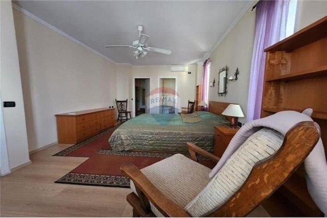 Tirane, jepet me qera apartament , 1.200 € (Vilat Amerikane)