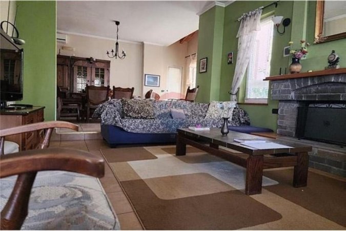 Tirane, jepet me qera apartament , 1.200 € (Vilat Amerikane)