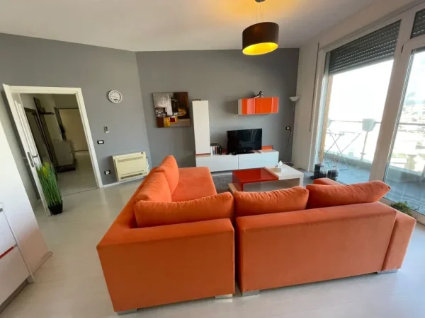 Apartament 2+1+2 me qera