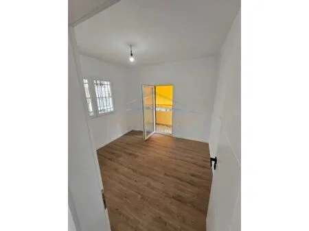 Tirane, shitet apartament 2+1 Kati 2, 65 m² 120.000 € (mbrapa Ish Restorant Durresit, Rruga Ferit Xhajko, Tiranë AREA46789)