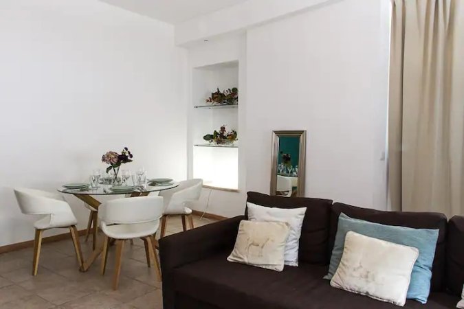 Tirane, jepet me qera apartament 2+1 Kati 1, 110 m² 700 € (21 Dhjetori)