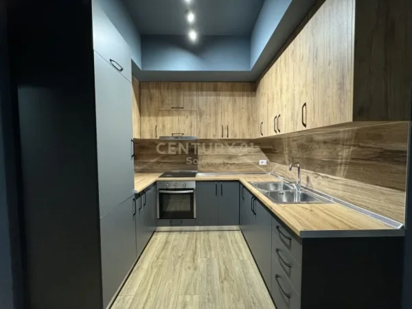 Tirane, shes apartament 2+1+Aneks+Ballkon Kati 7, 109 m² 157.000 € (GRAND GALLERY)