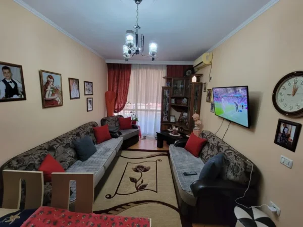 Tirane, shitet apartament 2+1+Ballkon Kati 7, 117 m² 165.000 € (Don Bosko)