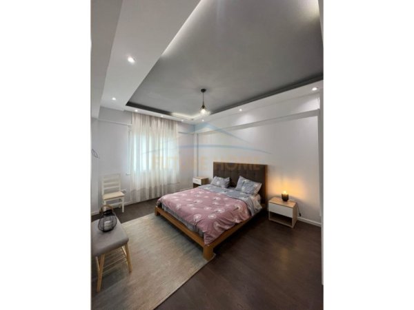 Tirane, shitet apartament 1+1+Ballkon Kati 7, 117 m² 155.000 € (Myslym Shyri)