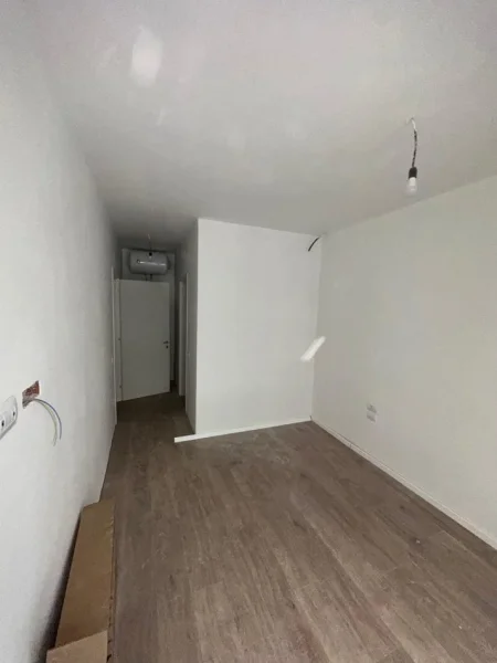Tirane, shitet apartament 2+1+Ballkon Kati 3, 113 m² 247.500 € (Kopshti Zologjik)