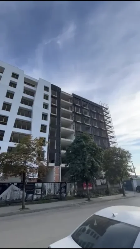 Tirane, shitet apartament 2+1 , 102 m² 139.000 € 