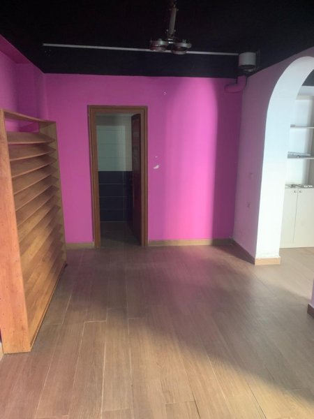 Dyqan me qira ne Laprake 350 euro