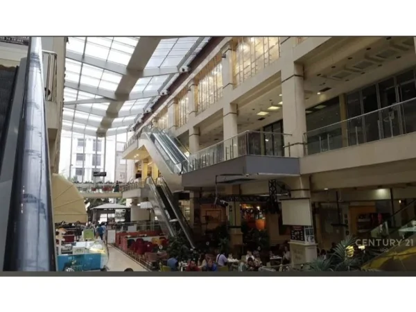 Tirane, shes apartament 2+1+Aneks+Ballkon Kati 10, 100 m² 300.000 € (RRUGA E BARRIKADAVE)