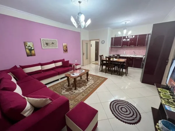 Tirane, jap me qera apartament 2+1+Aneks Kati 3, 103 m² 500 € 