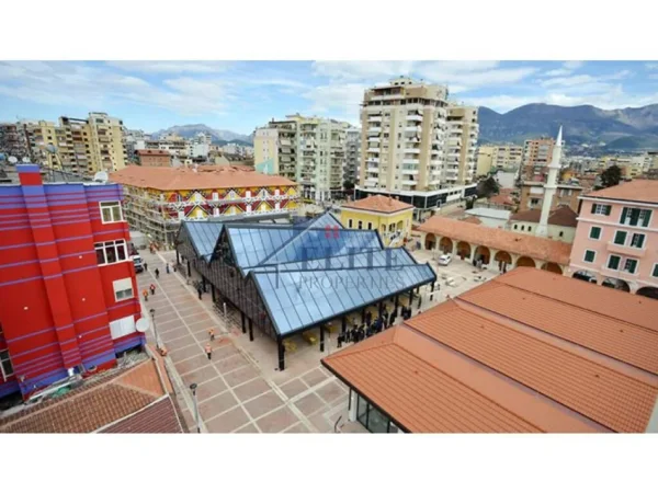 Tirane, shitet apartament 2+1 Kati 4, 117 m² 255.000 € (Luxor 3)