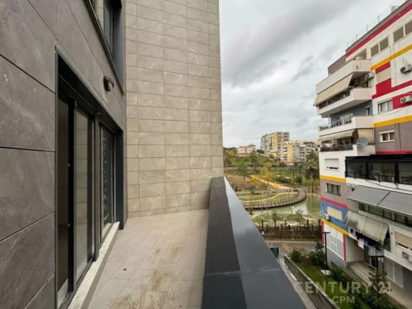 Tirane, shes apartament 2+1+Aneks+Ballkon Kati 4, 113 m² 248.000 € (Kopshti Zoologjik)