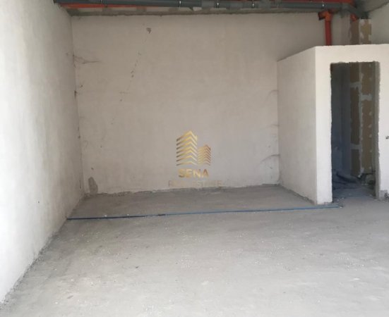 Tirane, shitet ambjent biznesi Kati 0, 70 m² (Rruga Shefqet Kuka, prane Fizikes Berthamore)