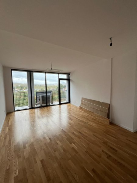 Tirane, jepet me qera apartament 1+1+Ballkon Kati 3, 69 m² 850 € (Rruga Kosovareve)