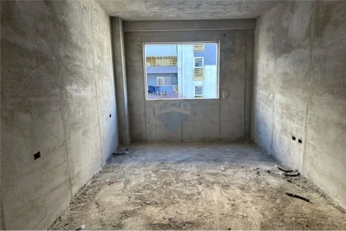 Tirane, shitet apartament 1+1 , 82 m² 120.000 € (dritan hoxha - Laprakë,)