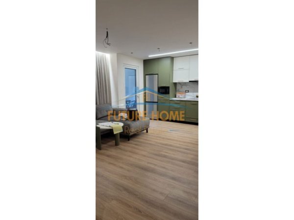 Tirane, jepet me qera apartament 1+1 Kati 1, 92 m² 1.200 € (Qender)