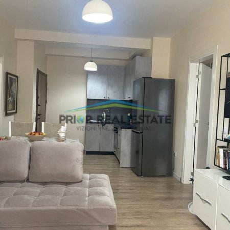 Tirane, shitet apartament 2+1 Kati 3, 104 m² 189.500 € (Kopshti Botanik)