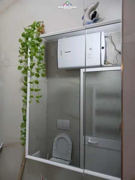 Tirane, jepet me qera apartament 2+1 Kati 5, 55 m² 550 € (21 Dhjetori)