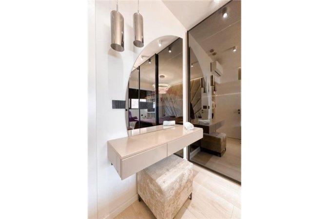 Tirane, jepet me qera apartament 2+1 , 2.000 € (Margarita Tutulani)