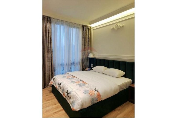 Tirane, jepet me qera apartament 2+1 , 1.450 € (Park Gate)