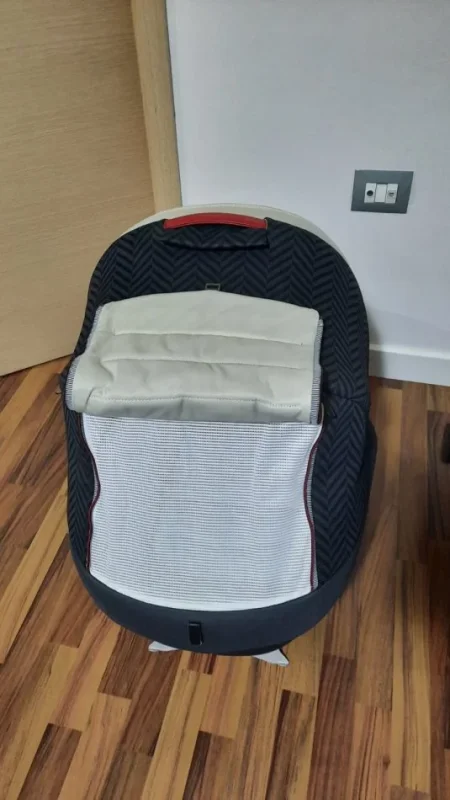 Tirane, shes Karroce 450 €