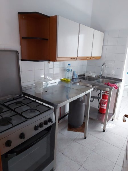 Durres, jepet me qera Vile 2+1+Ballkon Kati 1, 100 m² 300 € 