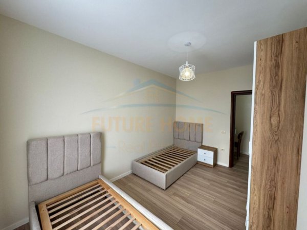 Tirane, shitet apartament 2+1+Ballkon Kati 5, 115 m² 138.000 € (Unaza e Re)