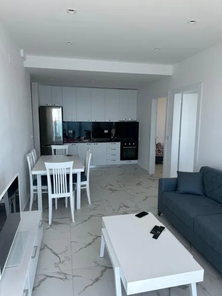 Lezhe Shengjin, shitet apartament 2+1 Kati 5, 94 m² 226.000 € (Rana e Hedhun)