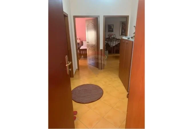 Tirane, shitet apartament 2+1 , 97.000 € (Ali Demi)