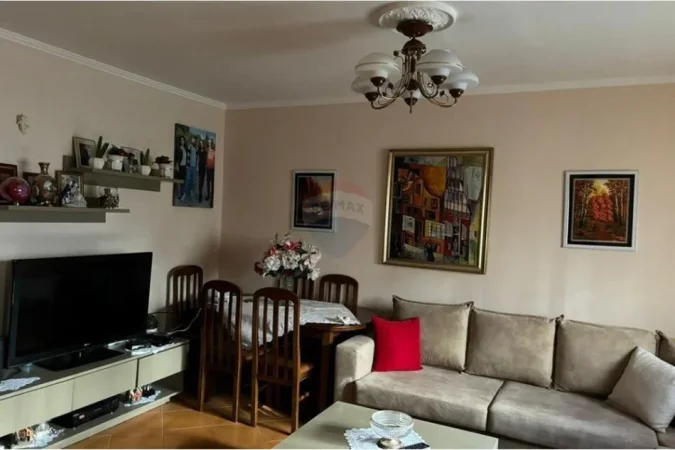 Tirane, shitet apartament 2+1 , 97.000 € (Ali Demi)