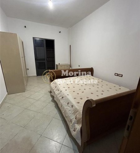 Tirane, jepet me qera apartament 3+1 Kati 1, 120 m² 450 € (Don Bosko)